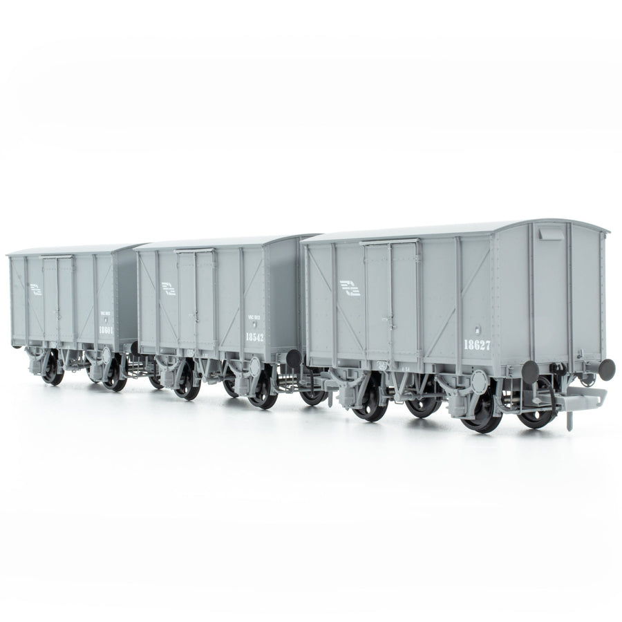 CIE Bulleid H Van - Grey (CIE Flying Snail era) - vacuum fitted - Pack 1