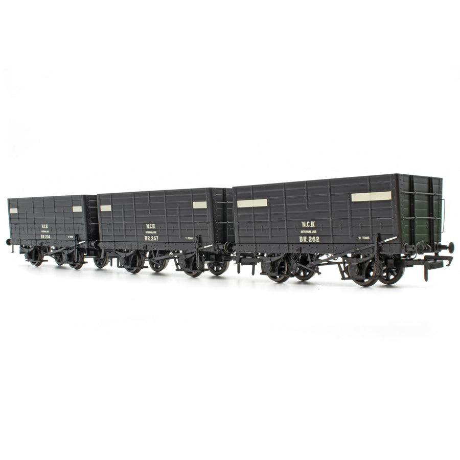 P7 Hopper - NCB (Brodsworth) Black, with white planks - Triple Pack